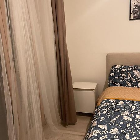 Appartement Cosy Et Bien Equipe Nanterre Esterno foto